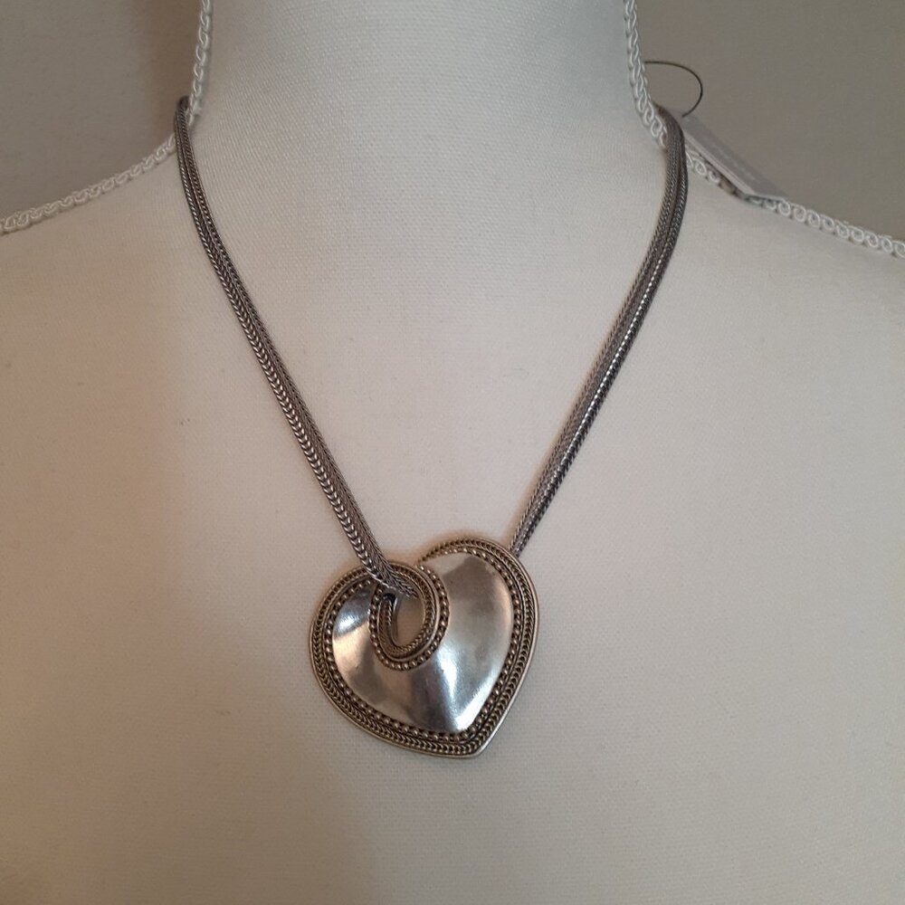 Chico's Valentina Necklace NWT